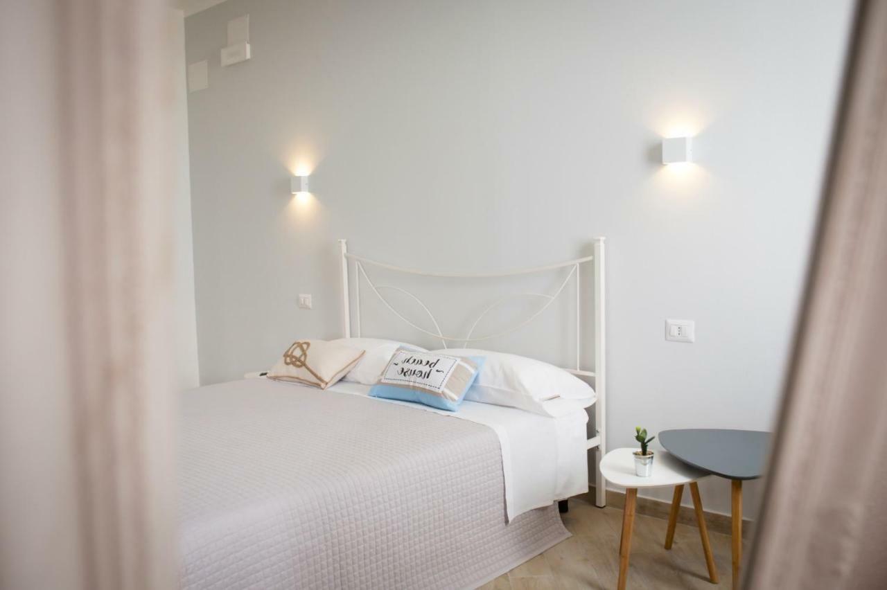 Luca'S Rooms Valledoria  Zewnętrze zdjęcie